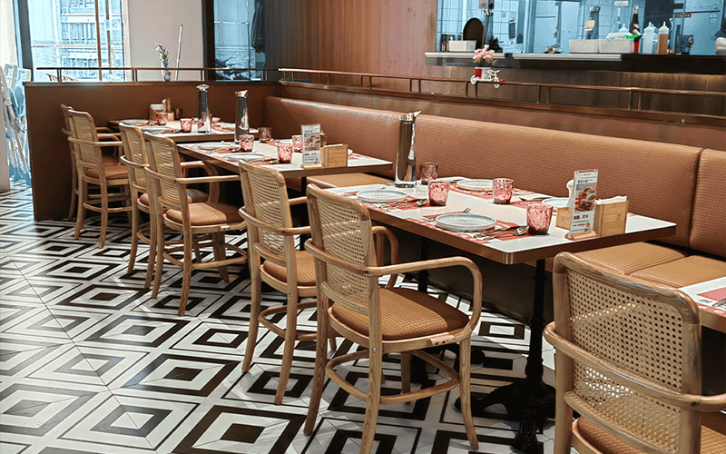Modern Dining Experience Restaurant