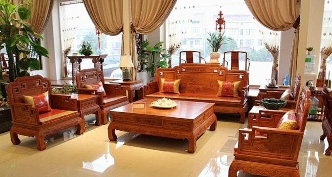 Essential Maintenance Tips for Solid Wood Dining Furniture3