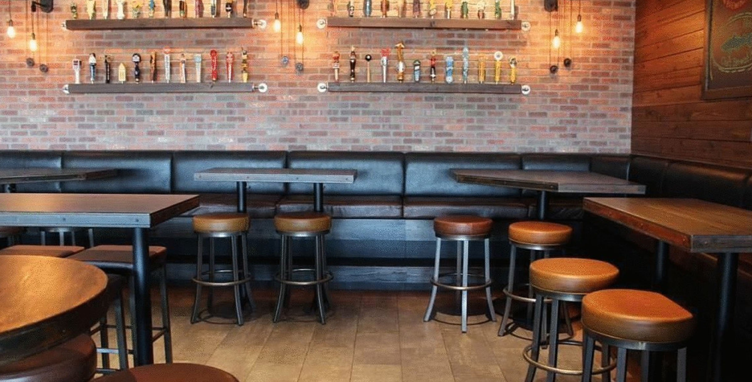 Modern restaurant bar furniture featuring leather stools and comfortable dining booths for wholesale