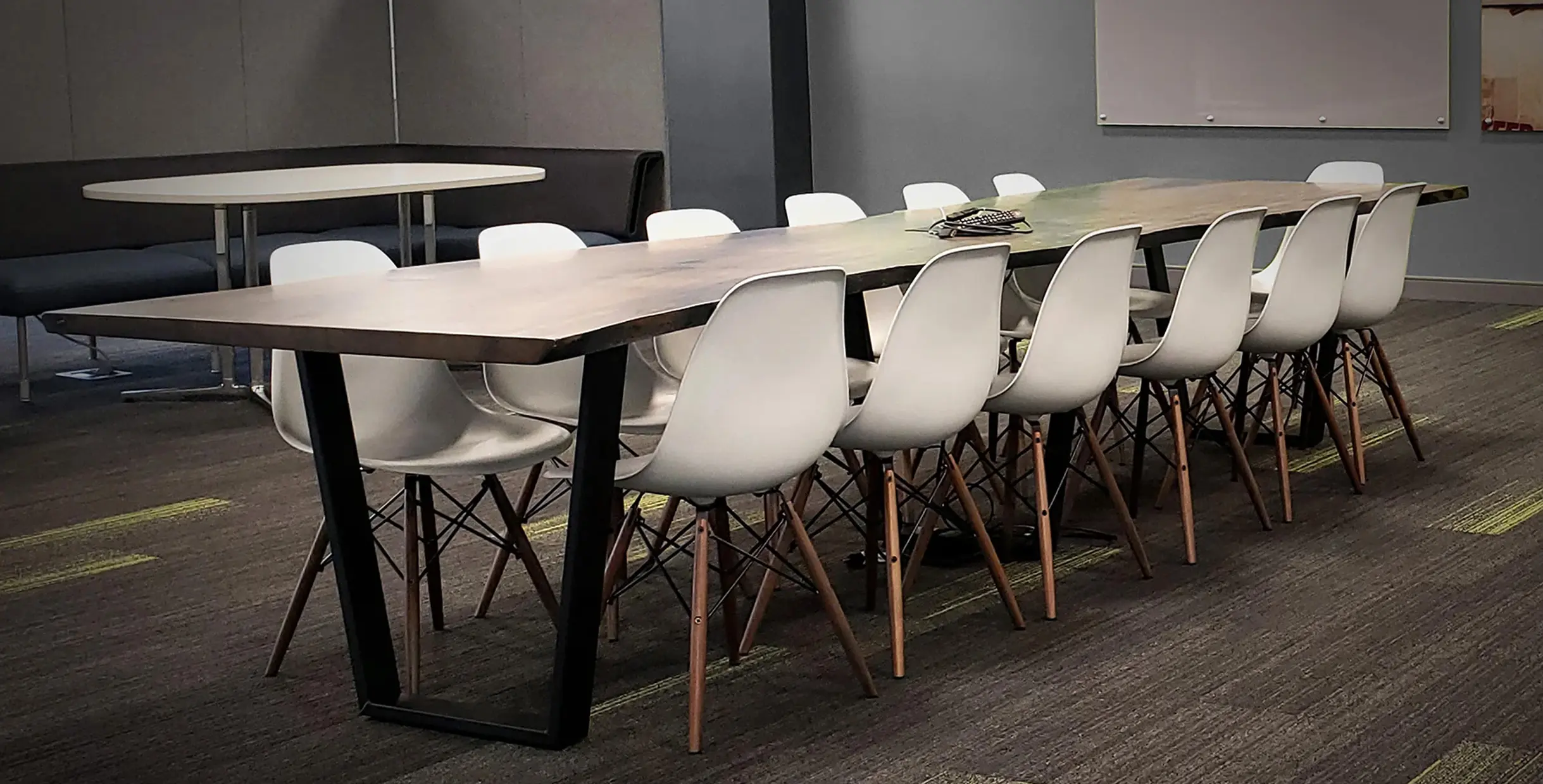 2025 Trends: Modern Restaurant Table Bases for Minimalist Interiors