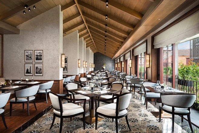 How to Match Restaurant Furniture Colors for Comfort & Style3 How to Match Restaurant Furniture Colors for Comfort & Style3